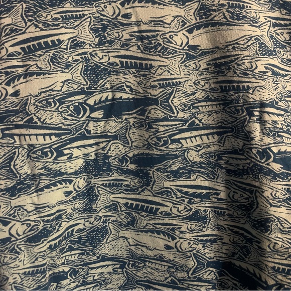 Eddie Bauer Men XL Turquoise All Over Fish Print Fleece Lined Crew Sweatshirt - Picture 3 of 12